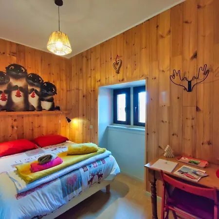 Le Sapin Rouge - Restaurant - Bar - D'hotes Guest house