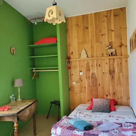 Le Sapin Rouge - Restaurant - Bar - D'hotes Guest house *