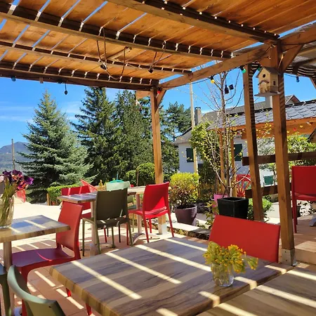 Le Sapin Rouge - Restaurant - Bar - D'hotes Guest house *