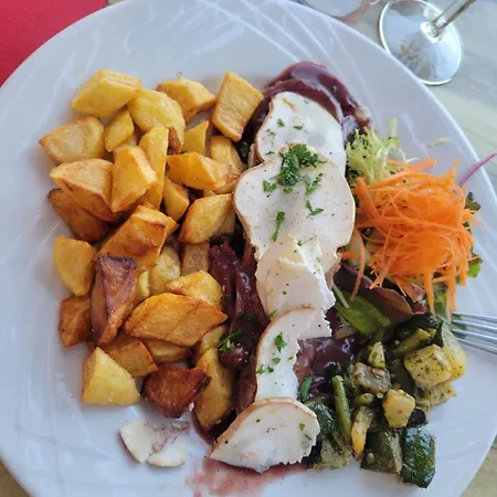 Penzion Le Sapin Rouge - Restaurant - Bar - D'hotes