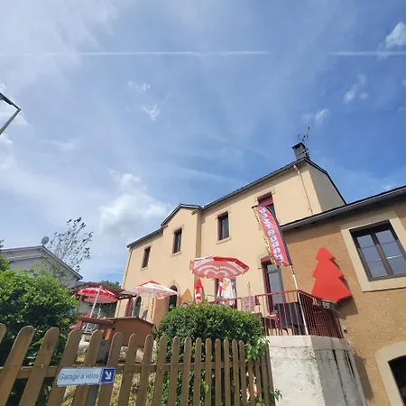 Le Sapin Rouge - Restaurant - Bar - D'hotes