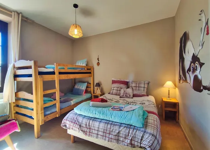 Le Sapin Rouge - Restaurant - Bar - D'hôtes * Artigues (Aude)