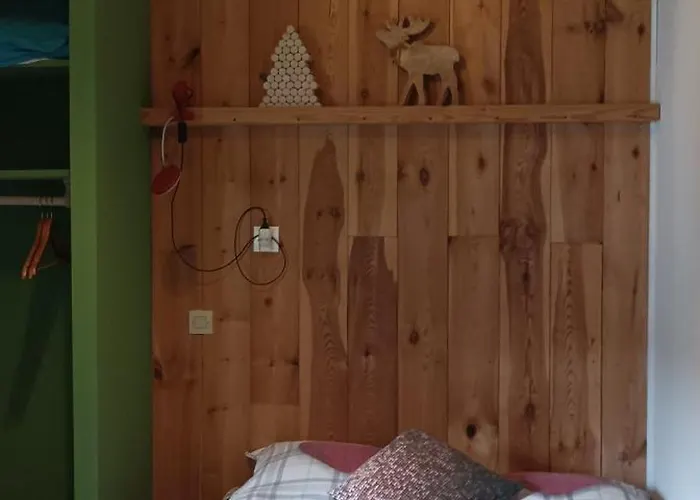 Le Sapin Rouge - Restaurant - Bar - D'hotes *