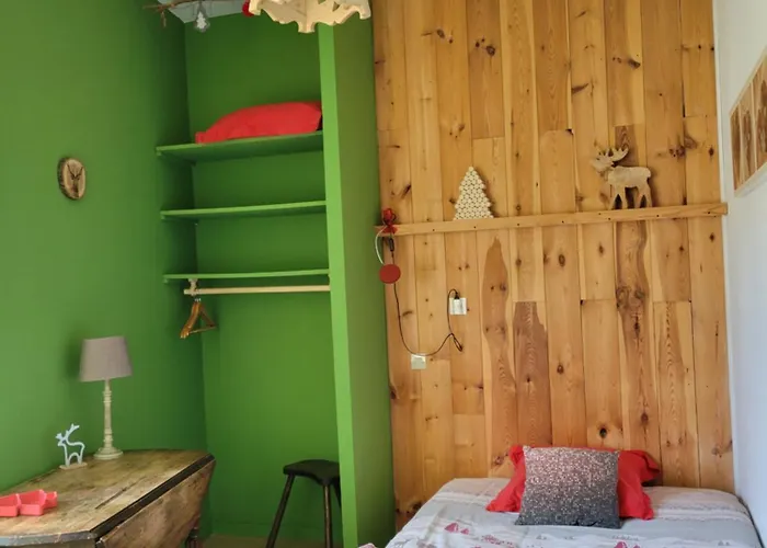 Le Sapin Rouge - Restaurant - Bar - D'hôtes Casa de hóspedes *